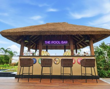 amaari beach resort pool bar
