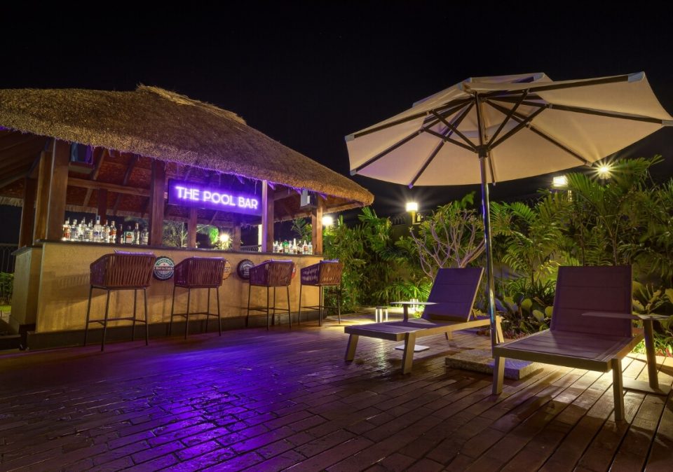luxury pool bar kanyakumari